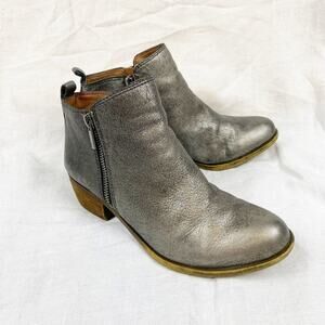 Lucky Brand Basel Bootie Metallic Pewter Zipper Stacked Heel Fall Autumn Boots